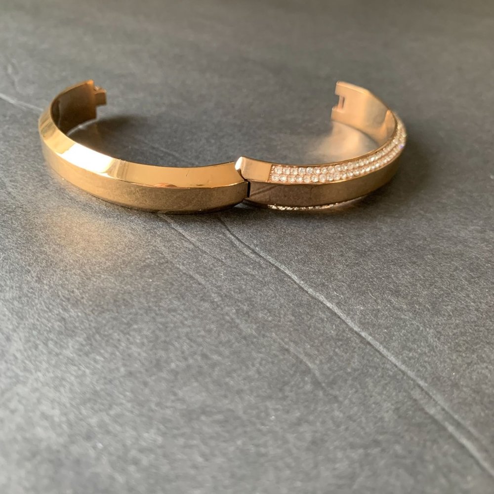 Michael Kors Brilliance Pave Logo Plaque Hinged Bangle Bracelet - Picture 11 of 16